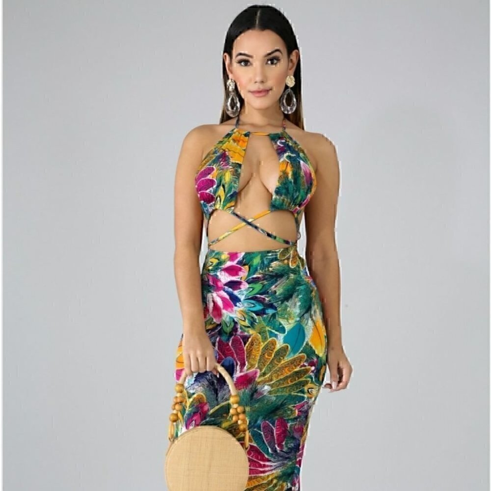 Goodtime Feathers Maxi Dress - Picture 4 of 6